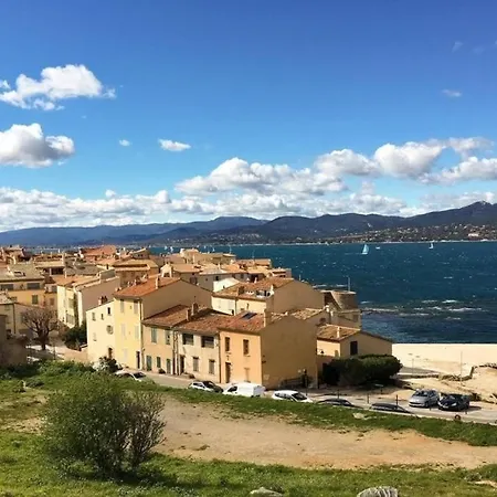 Modern - Les Pieds Dans L'eau - Saint-tropez 4 Apartment Cogolin